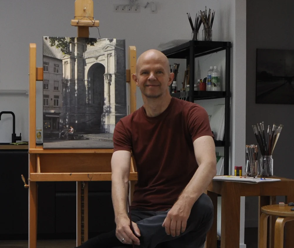 Dimitri Desiron in his art studio