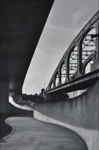Monochrome #1 - Underpass